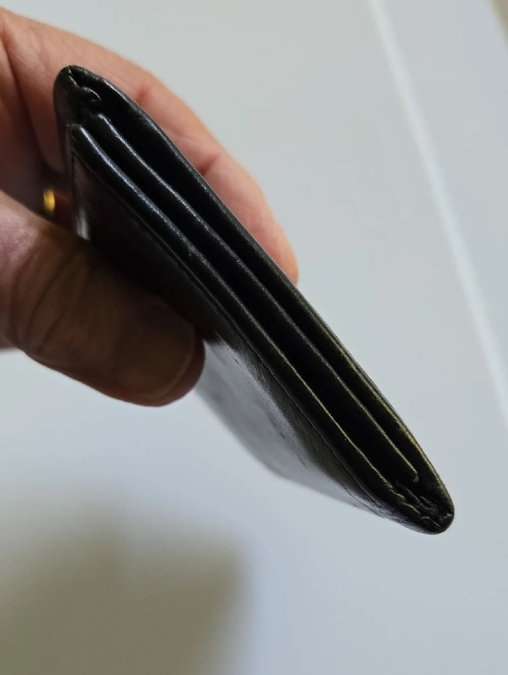 Black CALFSKIN trifold Wallet    (BIN 005)